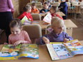 Дети в читальном зале.JPG