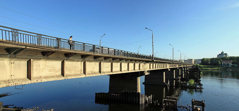 Файл:Кузнецкий мост. Новокузнецк.jpg