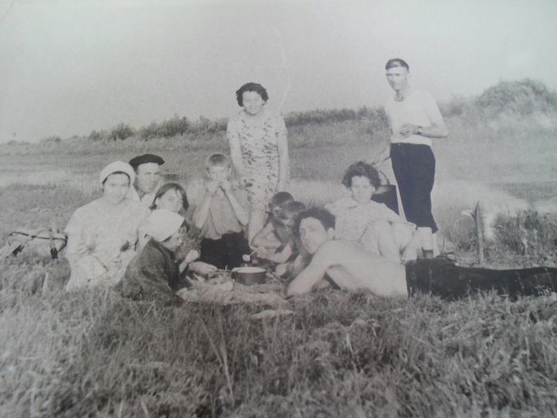 Файл:1940г., берег озера Каменное.JPG
