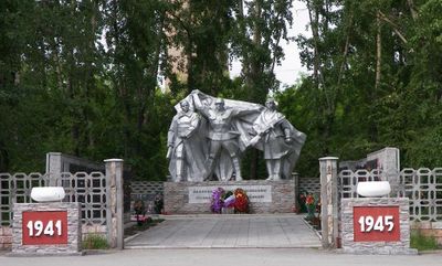 Памятник воинам Великой Отечественной войны в г.Черепаново
